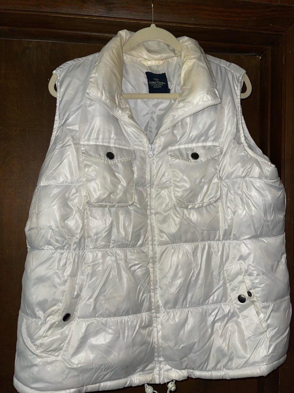 Faded Glory White Quilted Puffer Vest with Snap Pockets